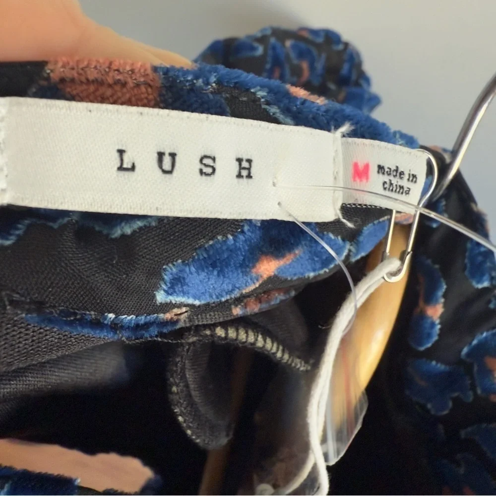 Lush all up to you blue leopard dress Size: M - Picture 4 of 5